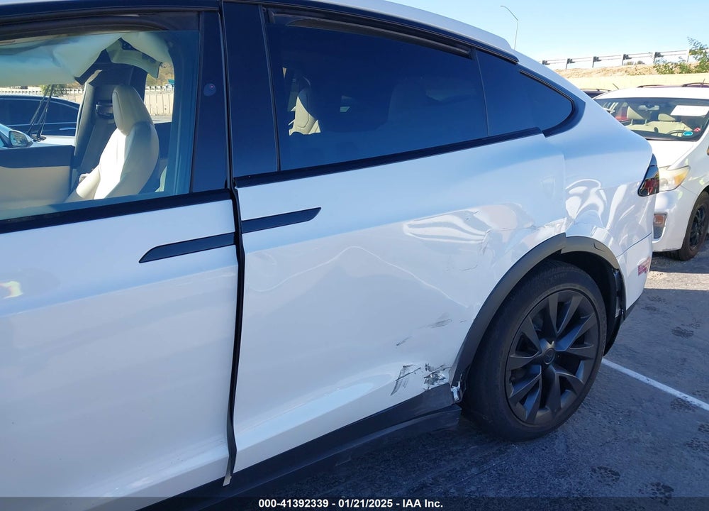 2023 TESLA MODEL X VIN: 7SAXCBE52PF412506