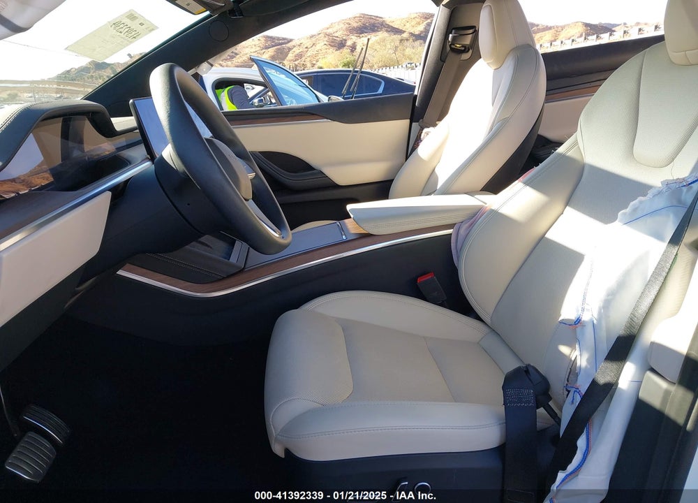 2023 TESLA MODEL X VIN: 7SAXCBE52PF412506