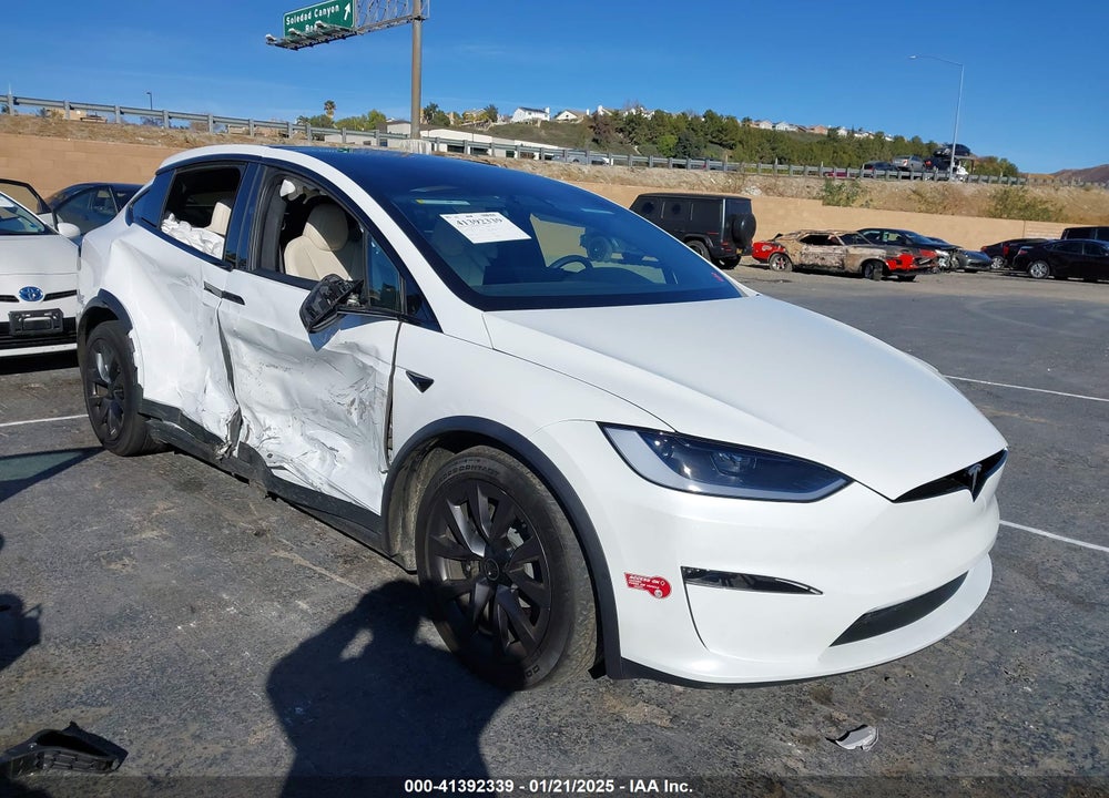 2023 TESLA MODEL X VIN: 7SAXCBE52PF412506