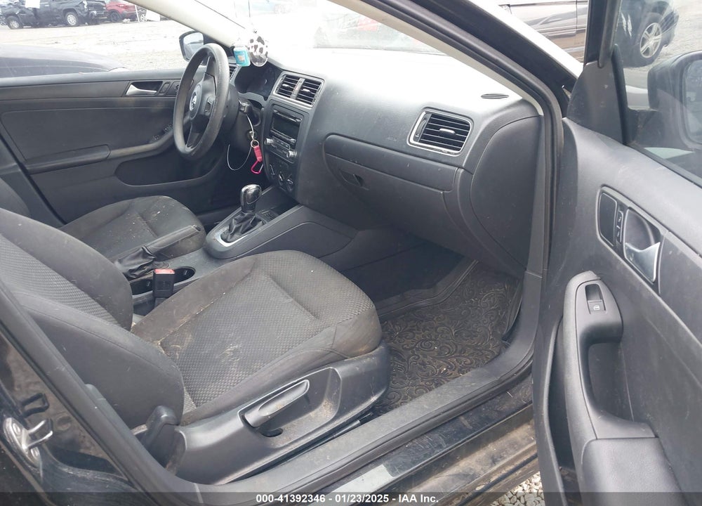 2014 VOLKSWAGEN JETTA VIN: 3VW2K7AJ2EM400839