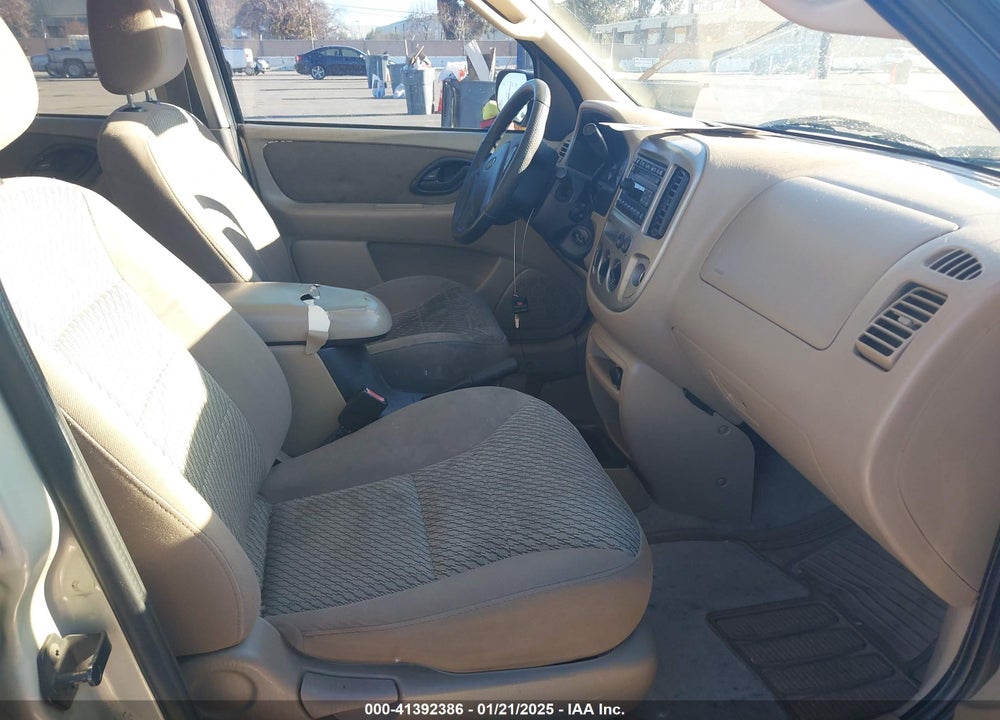 2003 FORD ESCAPE XLT VIN: 1FMYU03173KE16420