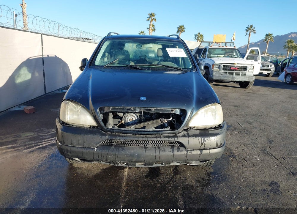 2001 MERCEDES-BENZ ML 430 VIN: 4JGAB72E01A251463