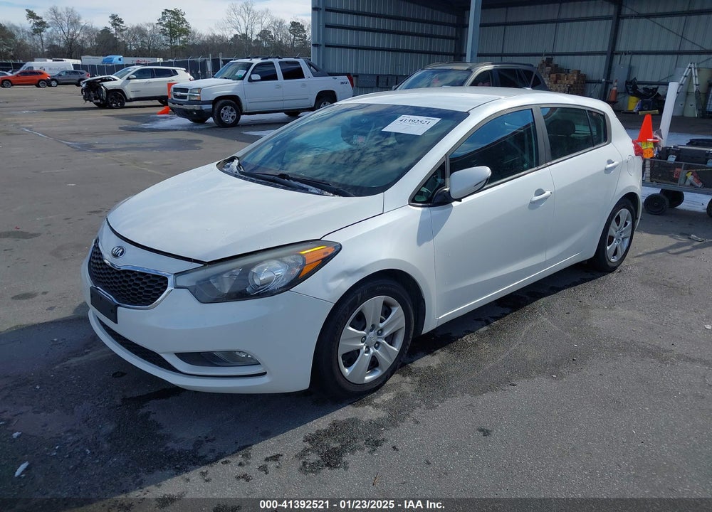 2016 KIA FORTE 5-DOOR VIN: KNAFK5A84G5618745