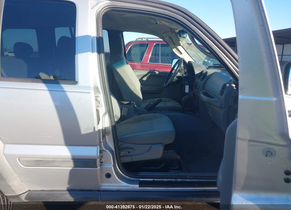 2006 JEEP LIBERTY SPORT VIN: 1J4GL48KX6W251711