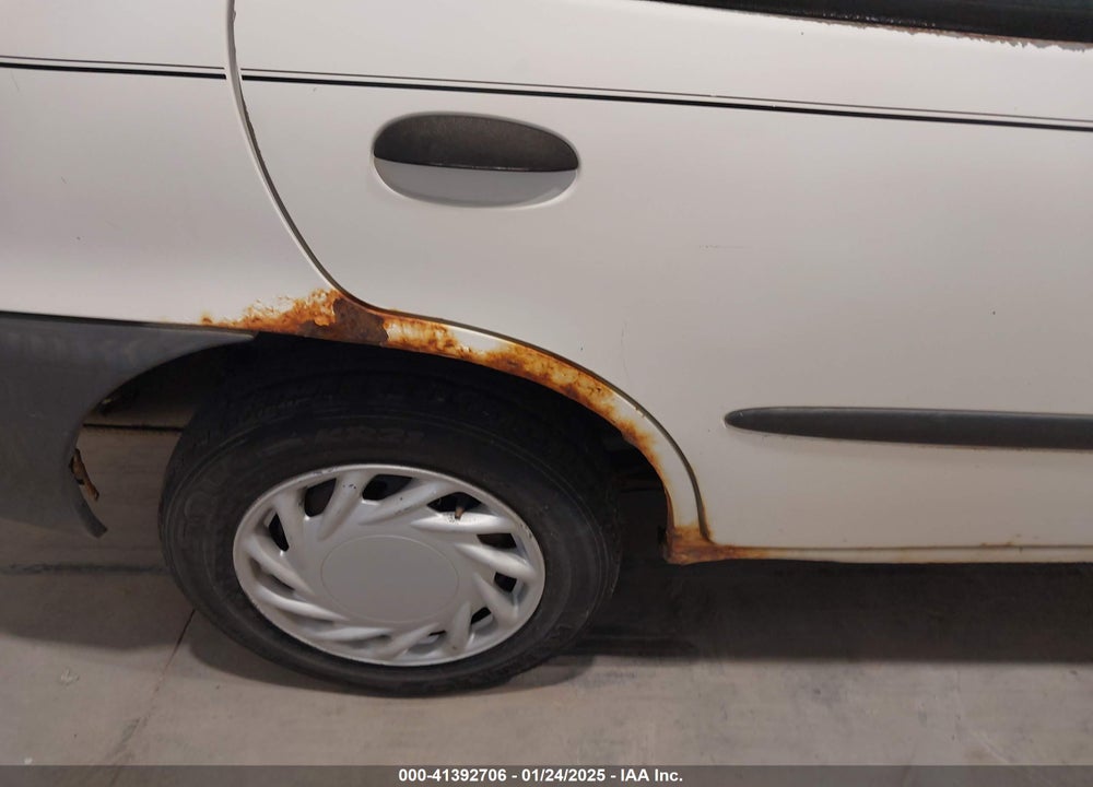 1996 GEO METRO LSI VIN: 2C1MR529XT6777469