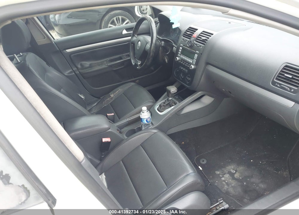 2008 VOLKSWAGEN JETTA SE/SEL VIN: 3VWRZ71K88M037602