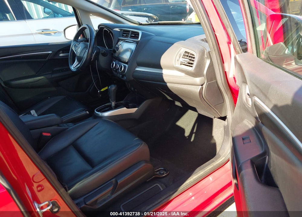 2015 HONDA FIT VIN: 3HGGK5H89FM722722