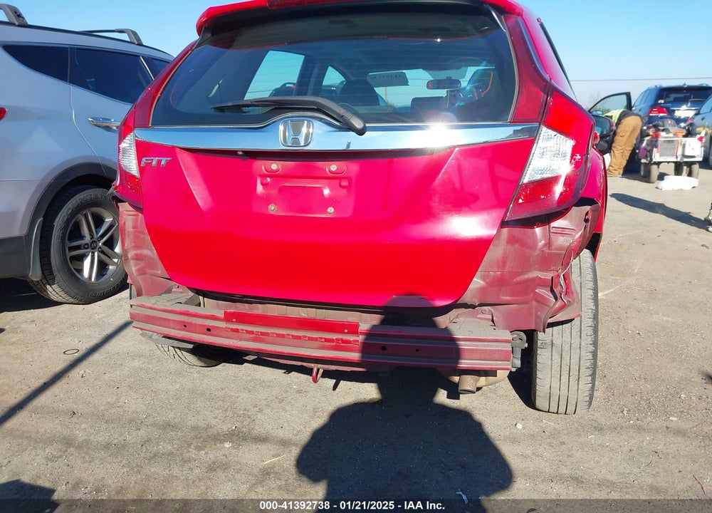 2015 HONDA FIT VIN: 3HGGK5H89FM722722