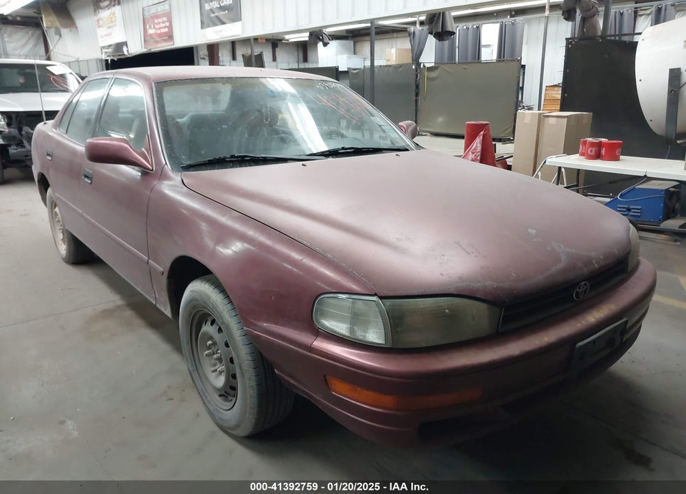 1992 TOYOTA CAMRY LE VIN: JT2SK12EXN0050812