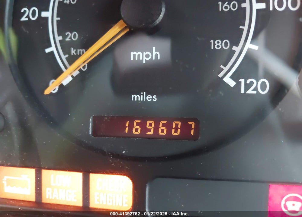 1999 MERCEDES-BENZ ML 430 VIN: 4JGAB72E5XA124782