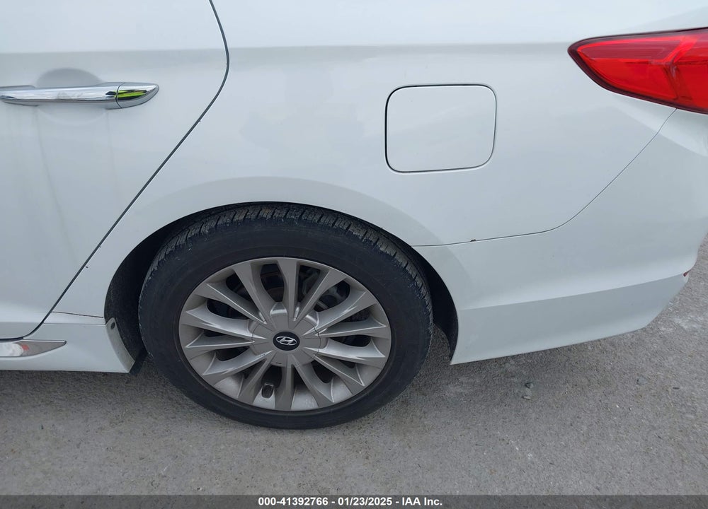 2015 HYUNDAI SONATA LIMITED VIN: 5NPE34AF4FH046918