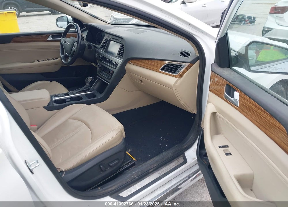 2015 HYUNDAI SONATA LIMITED VIN: 5NPE34AF4FH046918