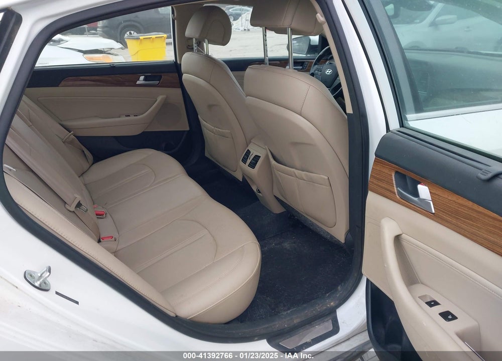 2015 HYUNDAI SONATA LIMITED VIN: 5NPE34AF4FH046918