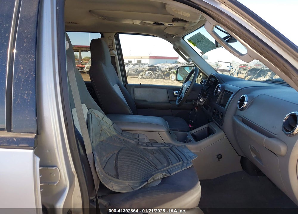 2006 FORD EXPEDITION XLT/XLT SPORT VIN: 1FMPU15596LA24054