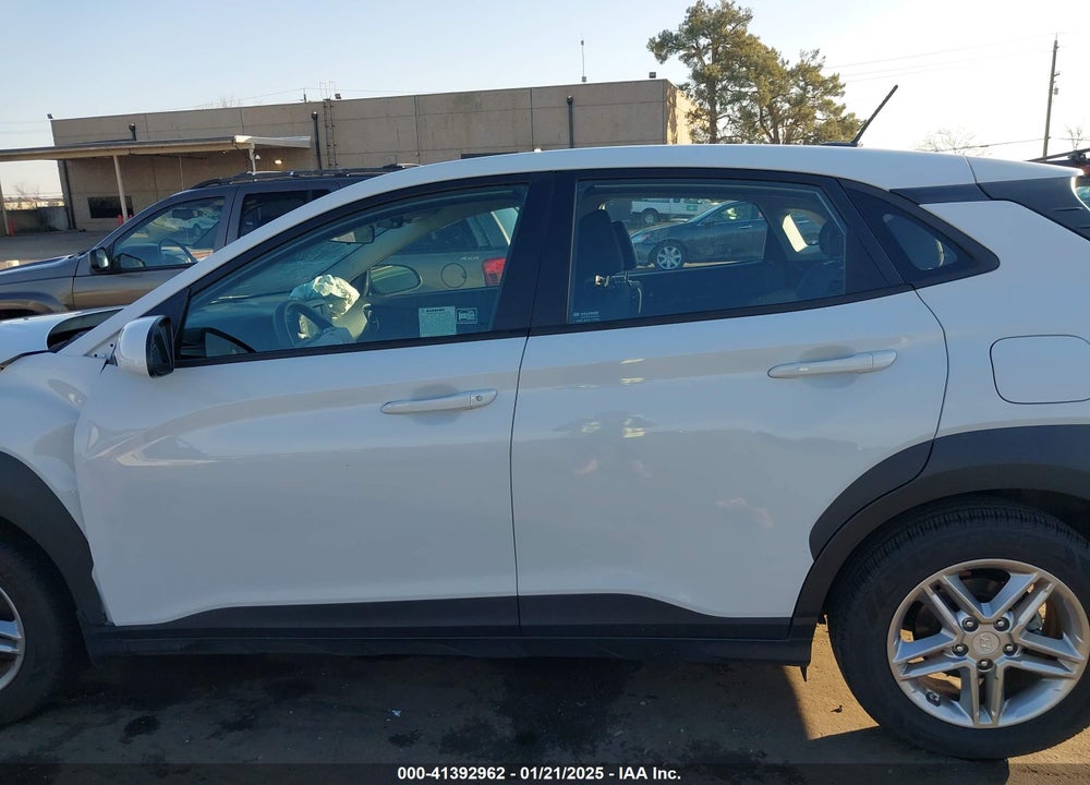 2019 HYUNDAI KONA SE VIN: KM8K12AA0KU379209