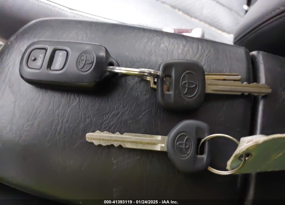 2004 TOYOTA RAV4 VIN: JTEHD20VX40032227