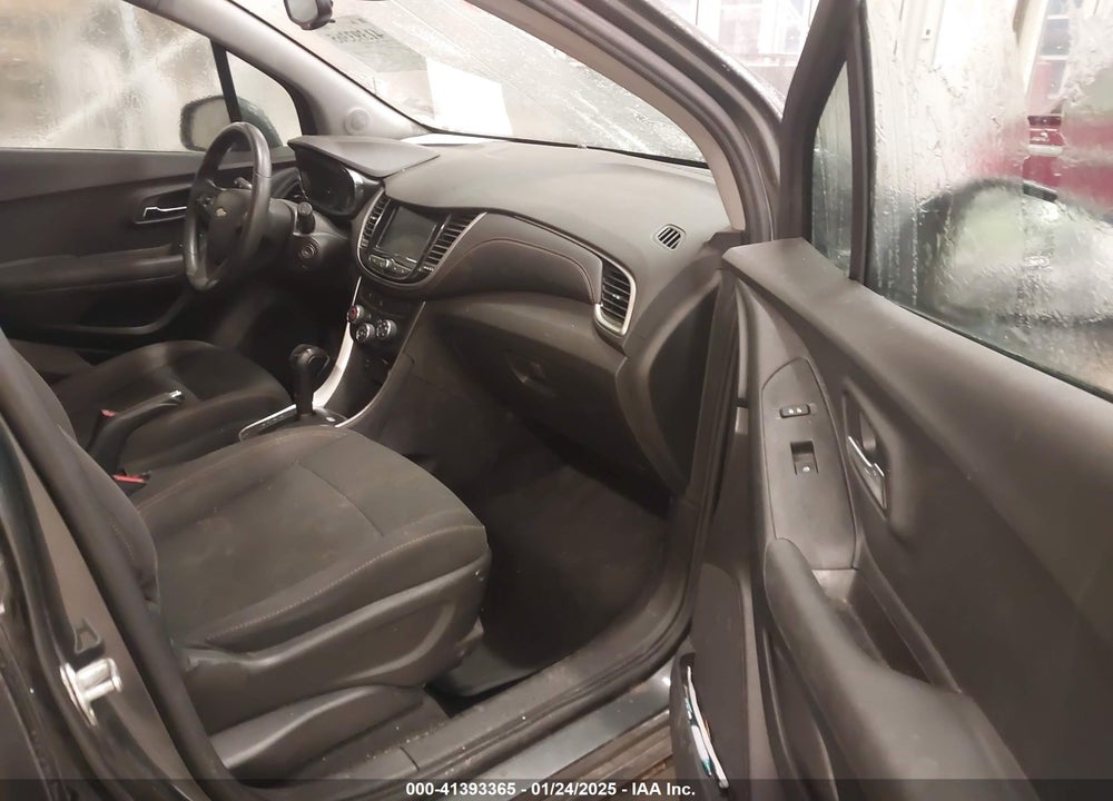 2020 CHEVROLET TRAX VIN: 3GNCJKSB3LL184322