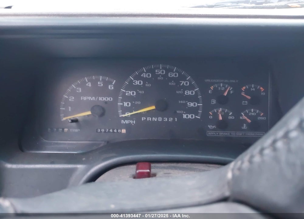 1999 CHEVROLET TAHOE LT VIN: 1GNEC13RXXR101766
