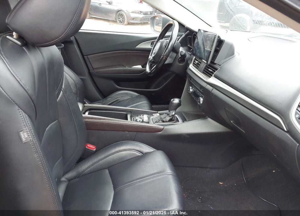 2017 MAZDA 3 TOURING VIN: JM1BN1V77H1101001
