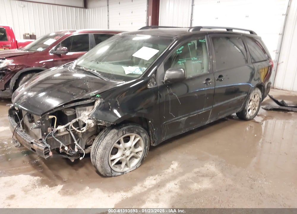 2010 TOYOTA SIENNA LE VIN: 5TDKK4CC3AS328981