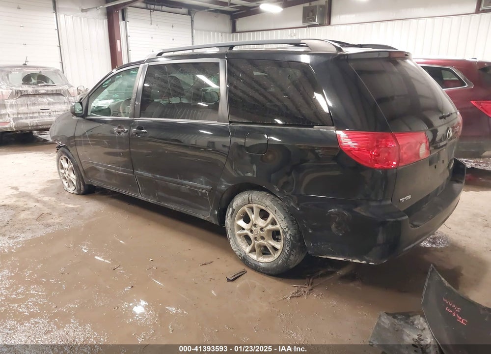 2010 TOYOTA SIENNA LE VIN: 5TDKK4CC3AS328981