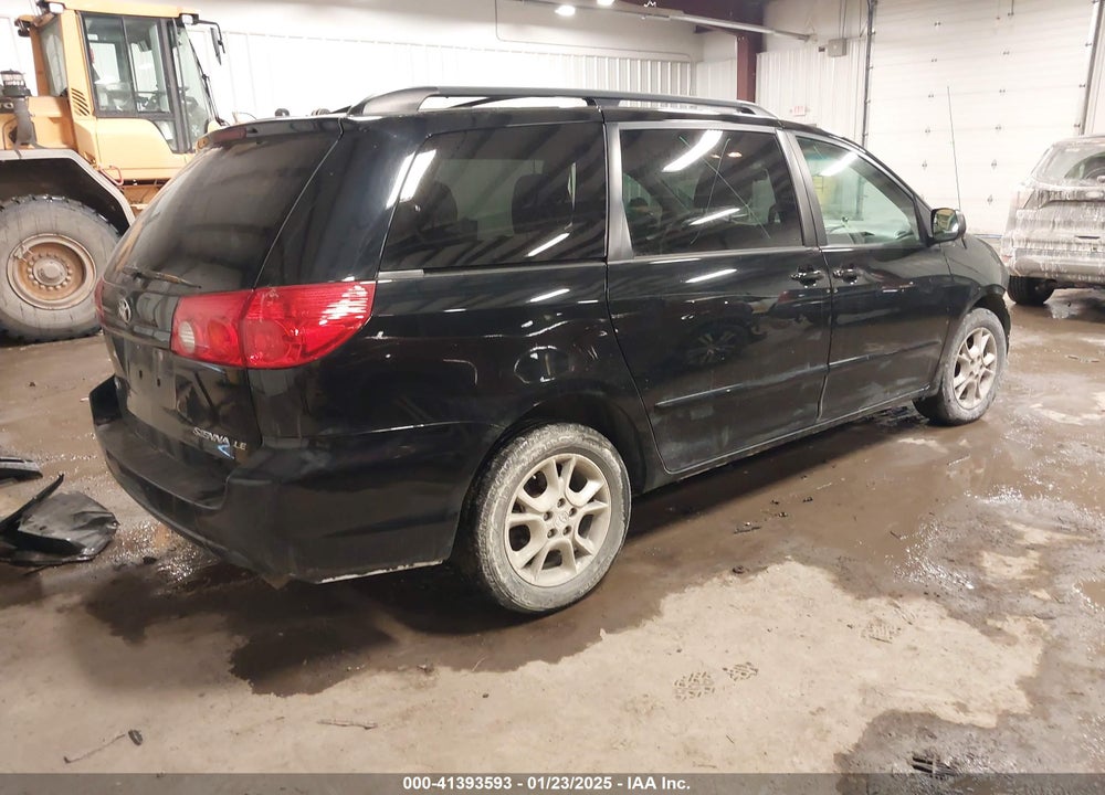 2010 TOYOTA SIENNA LE VIN: 5TDKK4CC3AS328981