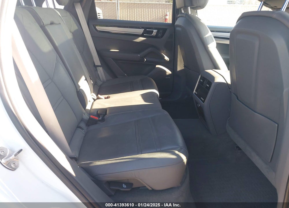 2022 PORSCHE CAYENNE VIN: WP1AA2AYXNDA06873