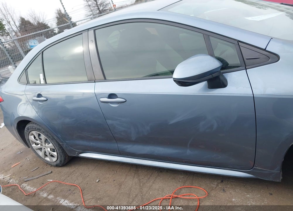 2020 TOYOTA COROLLA LE VIN: JTDEPRAE2LJ007532