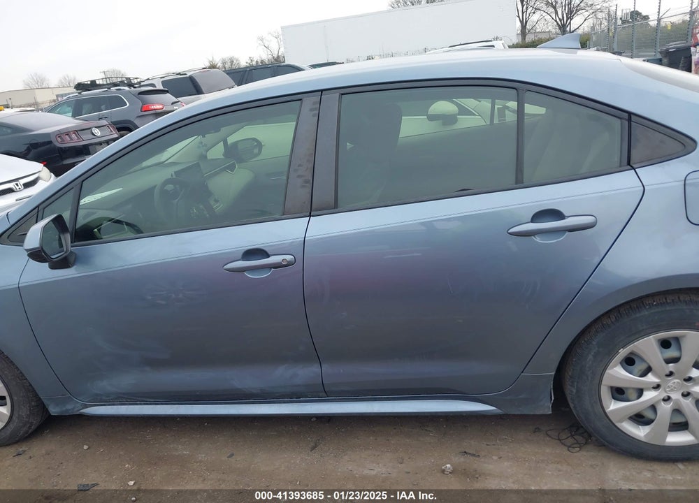 2020 TOYOTA COROLLA LE VIN: JTDEPRAE2LJ007532