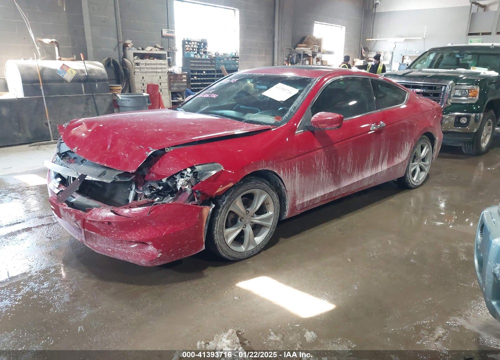 2011 HONDA ACCORD VIN: 1HGCS2B80BA006935