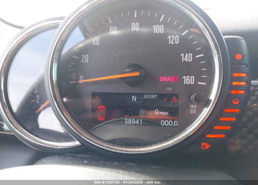 2015 MINI HARDTOP VIN: WMWXP7C55F2A59827