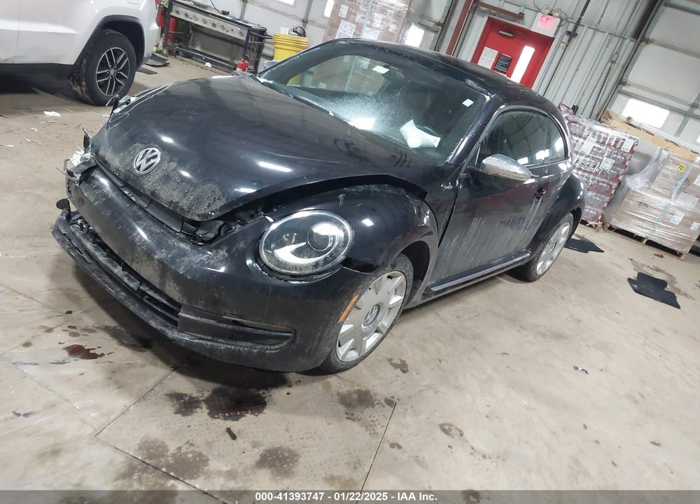 2013 VOLKSWAGEN BEETLE 2.5L FENDER EDITION VIN: 3VWJP7AT5DM676946
