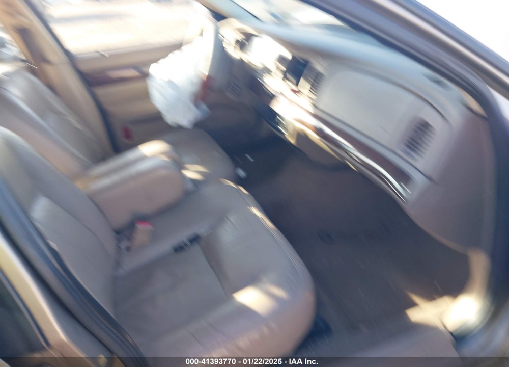 2005 MERCURY GRAND MARQUIS GS VIN: 2MEFM74W25X614142