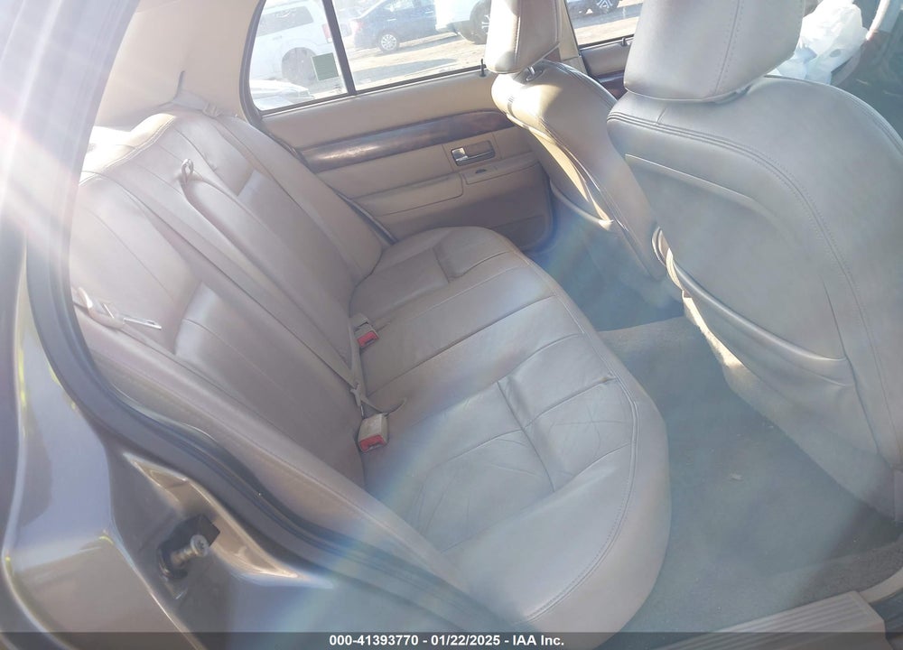2005 MERCURY GRAND MARQUIS GS VIN: 2MEFM74W25X614142