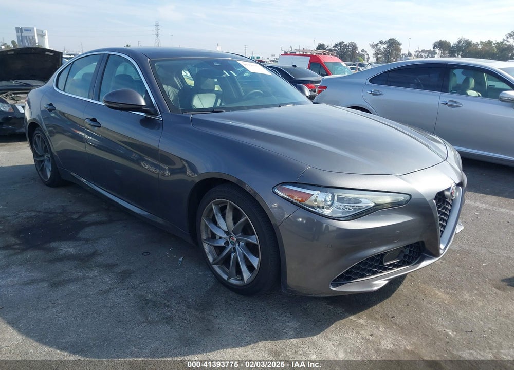 2017 ALFA ROMEO GIULIA RWD VIN: ZARFAEBN3H7536740