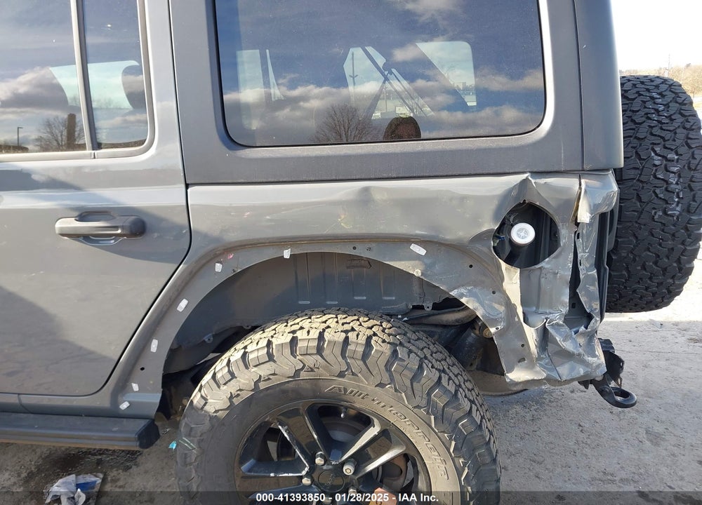 2019 JEEP WRANGLER UNLIMITED SPORT ALTITUDE 4X4 VIN: 1C4HJXDG5KW676363