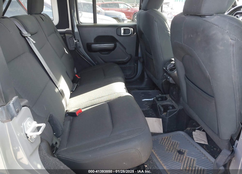 2019 JEEP WRANGLER UNLIMITED SPORT ALTITUDE 4X4 VIN: 1C4HJXDG5KW676363