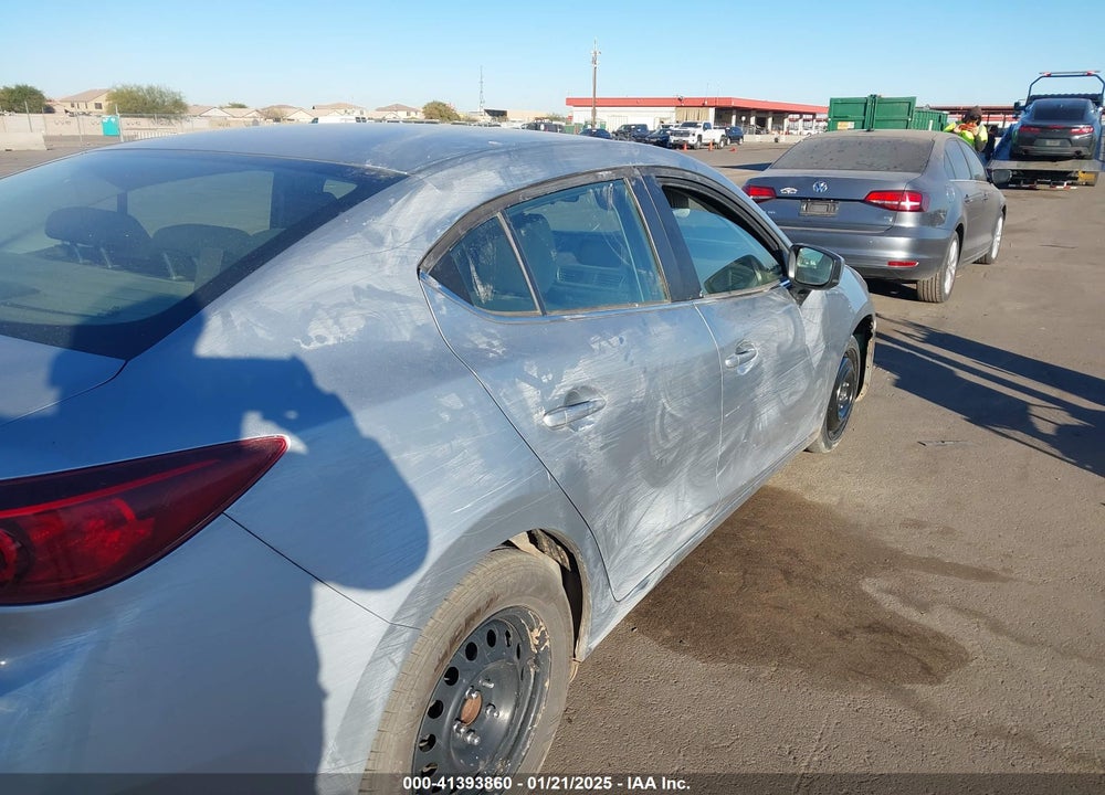 2018 MAZDA MAZDA3 VIN: 3MZBN1U72JM263190