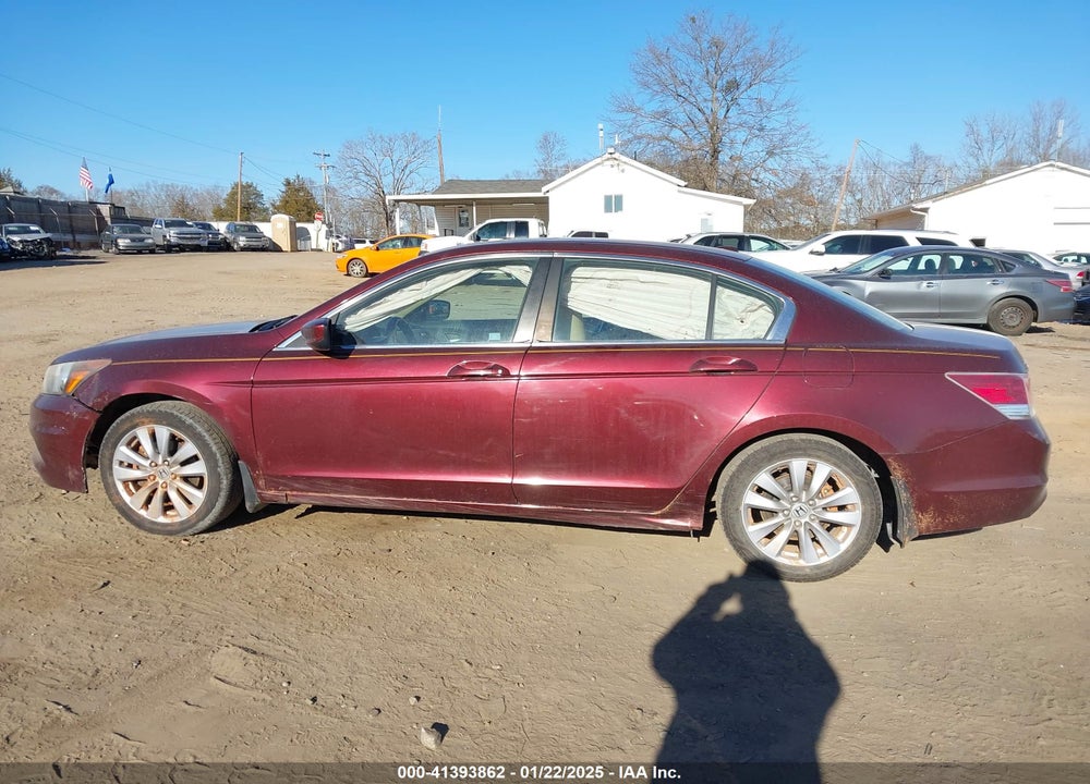 2011 HONDA ACCORD 2.4 EX-L VIN: 1HGCP2F81BA022802