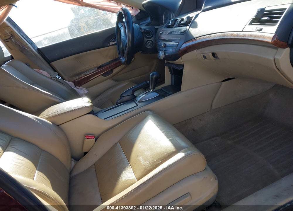 2011 HONDA ACCORD 2.4 EX-L VIN: 1HGCP2F81BA022802