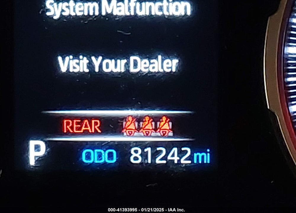 2021 TOYOTA RAV4 XLE VIN: 2T3P1RFV0MC154228