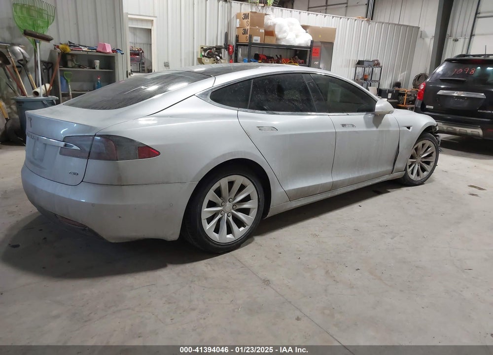 2017 TESLA MODEL S VIN: 5YJSA1E23HF232059