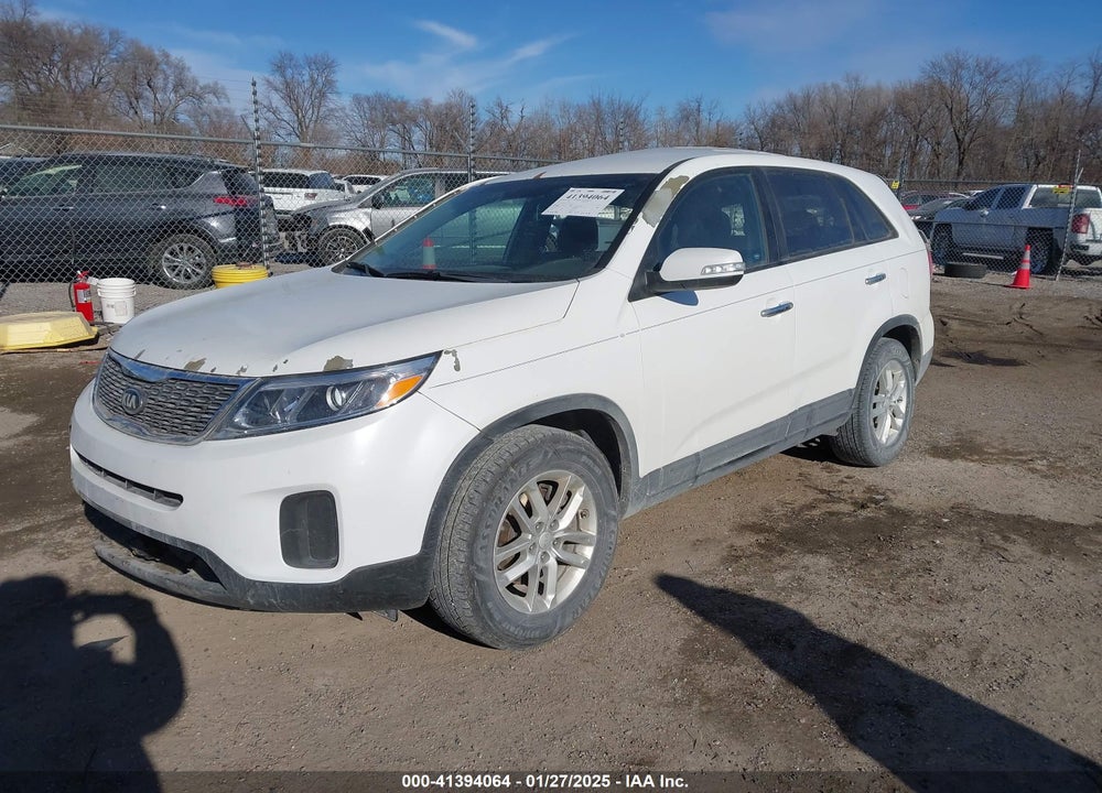 2015 KIA SORENTO LX VIN: 5XYKT3A66FG626871