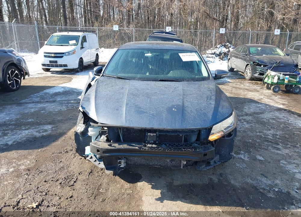 2019 VOLKSWAGEN PASSAT VIN: 1VWLA7A37KC012589