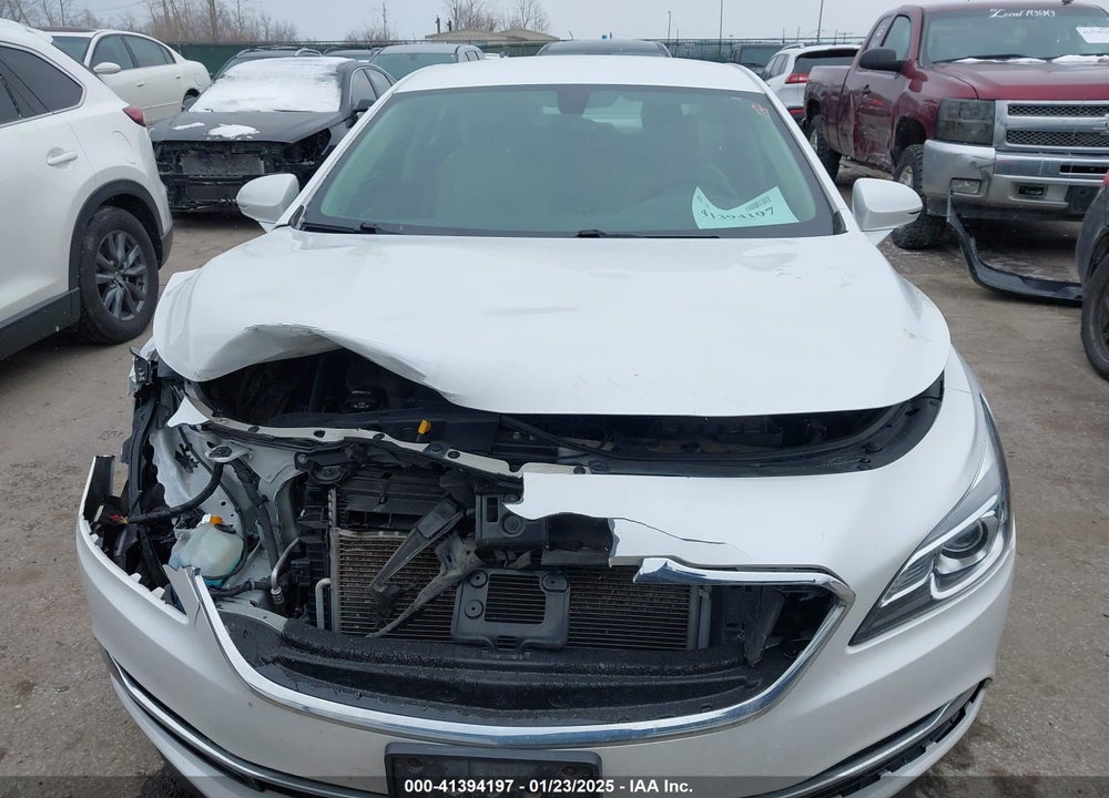 2017 BUICK LACROSSE VIN: 1G4ZP5SS2HU141991
