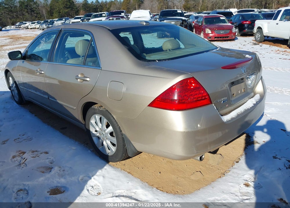 2007 HONDA ACCORD 3.0 EX VIN: 1HGCM66507A052385