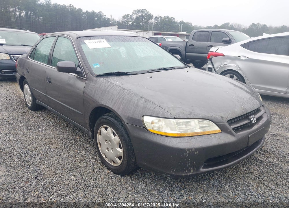 1998 HONDA ACCORD LX VIN: 1HGCG5641WA167830