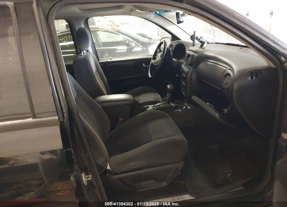 2007 CHEVROLET TRAILBLAZER LT VIN: 1GNDT13S572301140