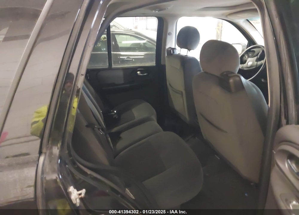 2007 CHEVROLET TRAILBLAZER LT VIN: 1GNDT13S572301140
