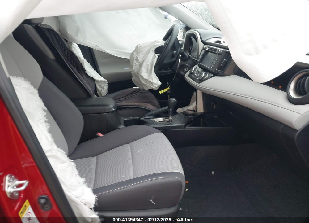 2015 TOYOTA RAV4 XLE VIN: 2T3WFREVXFW210286